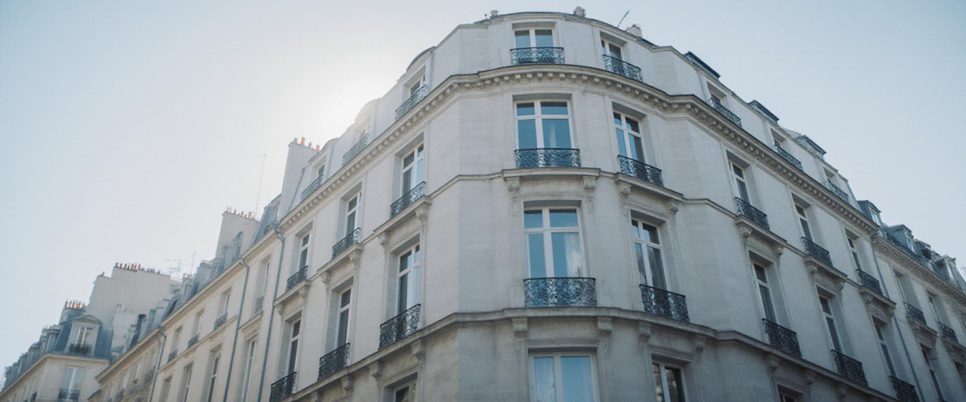 Vue architecturale épurée de Paris 14ème